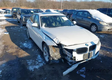 2013 BMW 328I xDrive z USA, uszkodzony, nr VIN WBA3B5C53DF592988